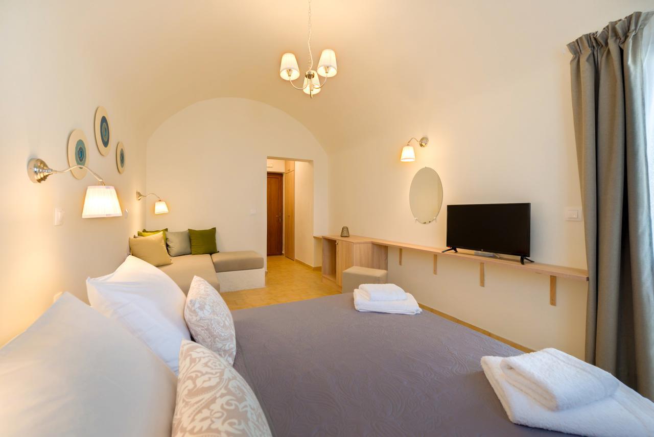 Alexander'S Great View Aparthotel Fira  Exterior photo